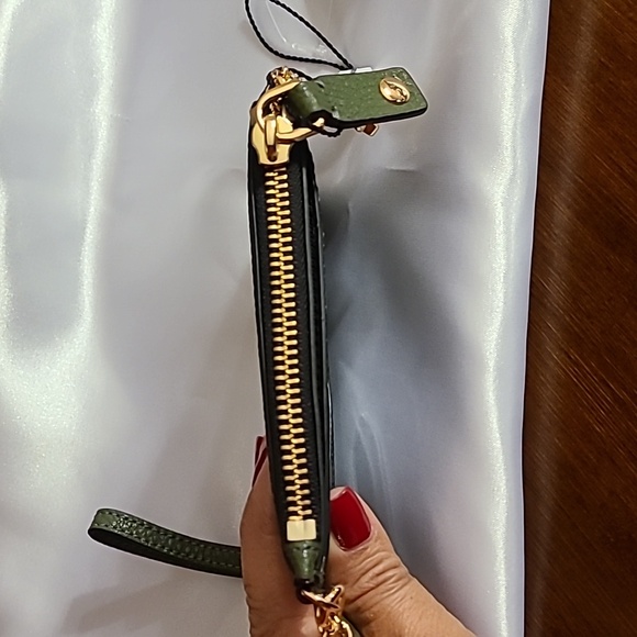 Marc Jacobs Card Holder Wristlet NWOT - Picture 4 of 9